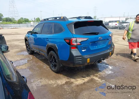 2022 Subaru Outback Wilderness z USA, uszkodzony, nr VIN 4S4BTGUD3N3129373